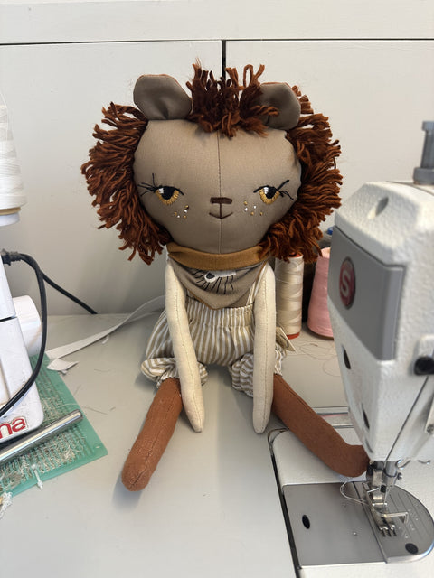 Leo the Lion (in stock)