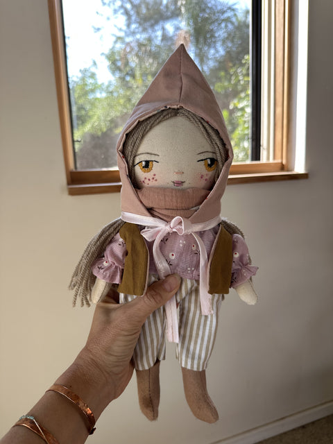 ליאונה הפייה (במלאי )