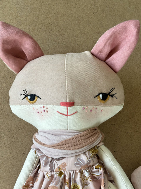 ⁨(במלאי) לרה השועלית⁩