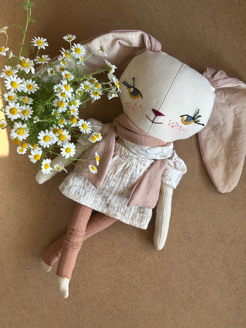 נורי הארנבונת⁩ (במלאי)⁨