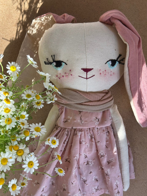 בלה הארנבונת במלאי