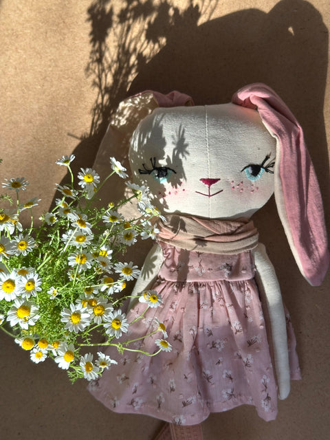 בלה הארנבונת במלאי