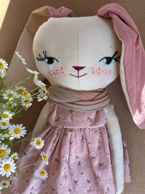 בלה הארנבונת במלאי