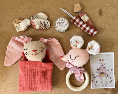 Peach doll head case
