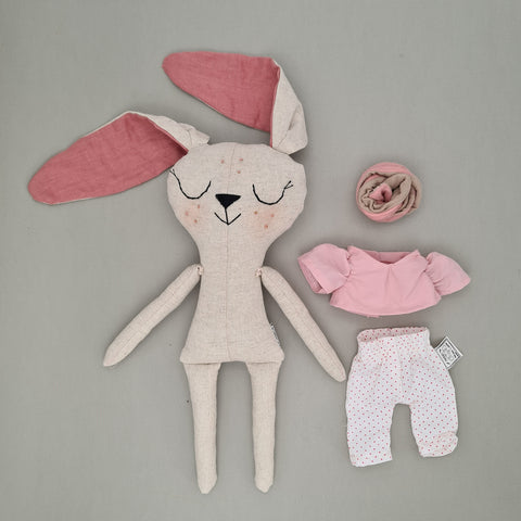 Laurie the rabbit