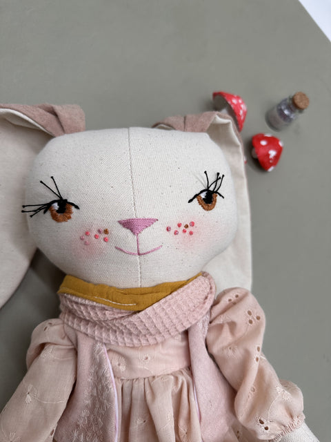 ⁨רוזי הארנבונת⁩