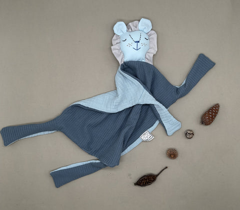 Blue/light blue lion doll head case